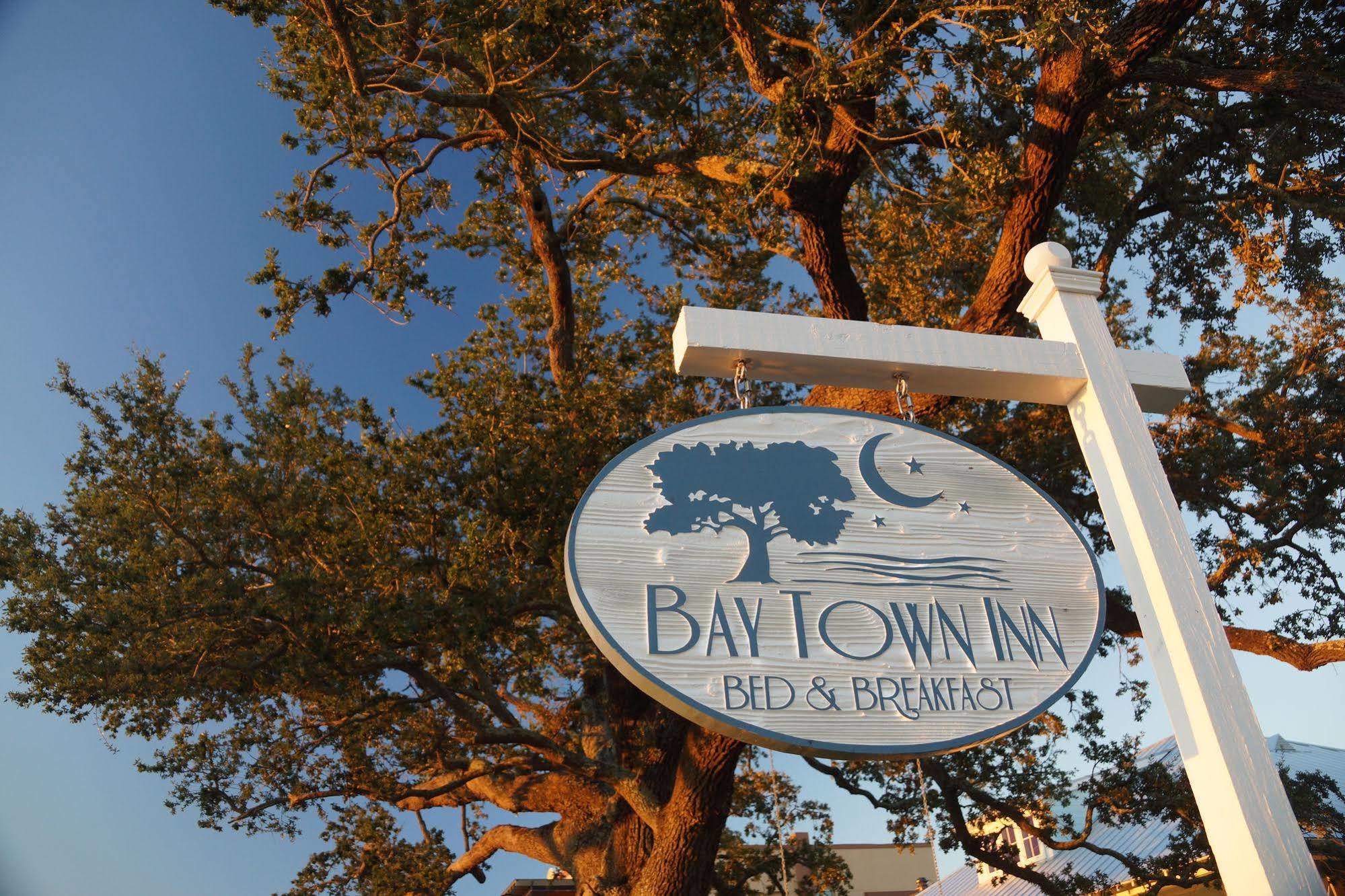 Bay Town Inn Bay St. Louis Extérieur photo